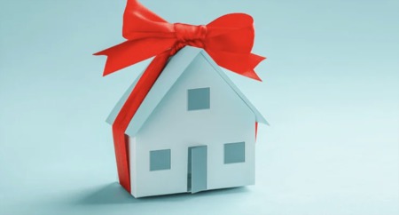 Is Your House the Top Thing on a Buyer’s Wish List this Holiday Season?
