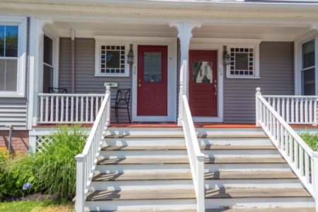 Single Family Home or a Duplex? Pros and Cons