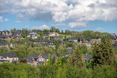 3 Most Expensive Neighbourhoods in Calgary: Living in Alberta Luxury