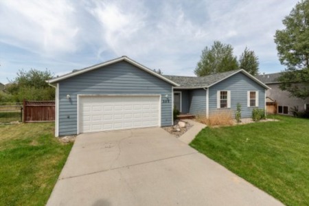 307 Virginia Way – Convenient Single-Level Home in West Bozeman