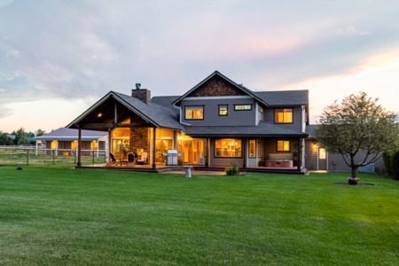 260 Cayuse Trail – Stunning Bozeman Home with Mountain Views