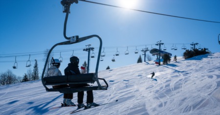 Hit the Slopes: Top Ski Resorts Just a Snowball’s Throw from Chicago