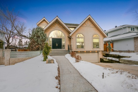 Real Estate Crush | Show-Stopper St. Albert Home