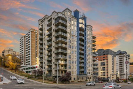Real Estate Crush | Executive Downtown Condo with a View