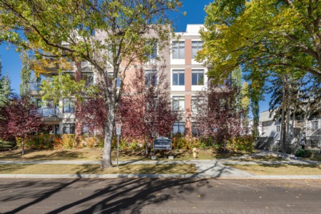 Real Estate Crush | Picturesque Parkallen Condo