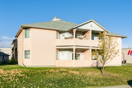 Real Estate Crush | Divine Devon Condo