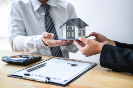 Tips to Help You Choose the Right Homeowners Insurance