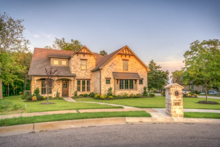 Luxury Living in the Madison, Wisconsin Area