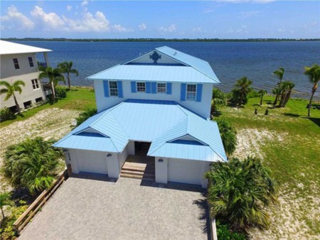 New Listing Alert! 9448 52Nd Ct., Sebastian, FL 32958