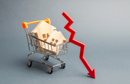 Mortgage Rates Decline Over COVID Concerns