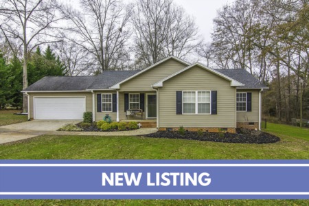 New Listing: 220 Edgewood Circle, Woodruff