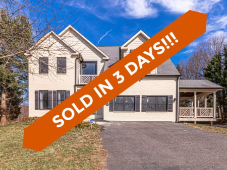 4241 Berry Rd- Glorious in Gainesville
