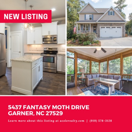 *NEW LISTING* Step through the entrance of this amazing home and admire the Dining Room with tray ceilings and Family Room with fireplace. 