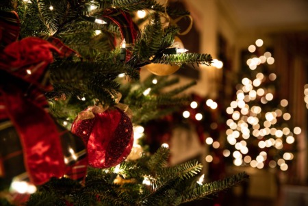 Mailbag: Should I Decorate for the Holidays When Selling My Home? 