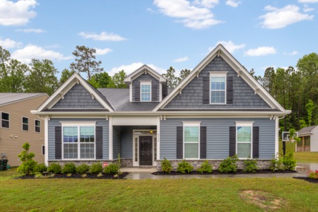 New Listing!  5 Bedroom/3 Bath Home in Knightdale!