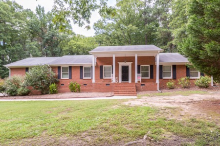 Price Reduction on Ranch Home on 4.79 Acres!