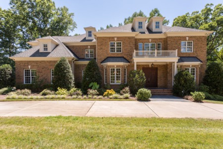 Price Reduction on Gorgeous 4 Bedroom/4.5 Bath Home in Raleigh!
