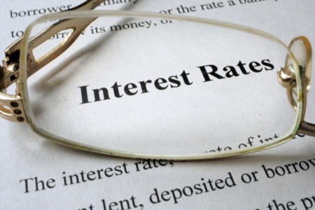 Should You Get an Adjustable Rate or Fixed Rate Mortgage?