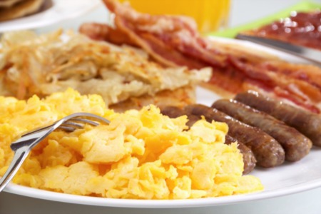 Where Are the Best Breakfast Spots in Memphis, TN?