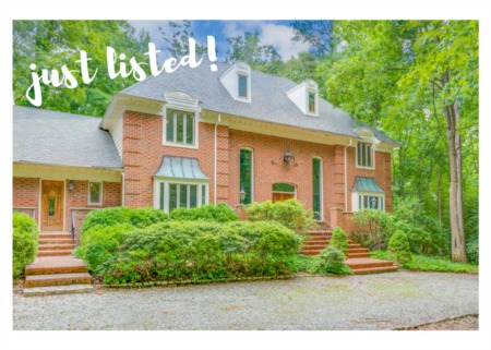 Luxurious Chesterfield Home – Just Listed