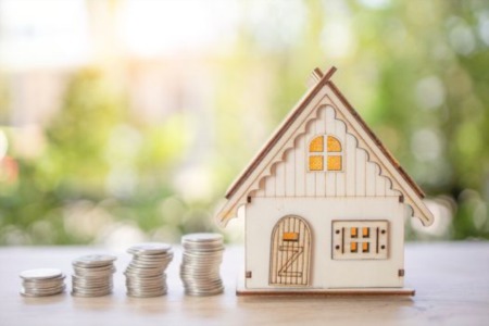 Want To Sell Your House This Spring? Price It Right.