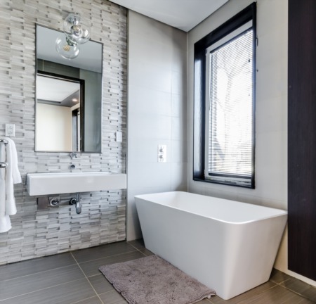 How To Make Your Small Bathroom Look Bigger