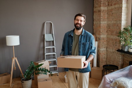 Decluttering Your Home Before Moving: A Guide to Streamlining Your Possessions