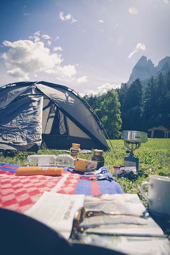 Camping - Image Credit: http://pixabay.com/en/users/markusspiske-670330/