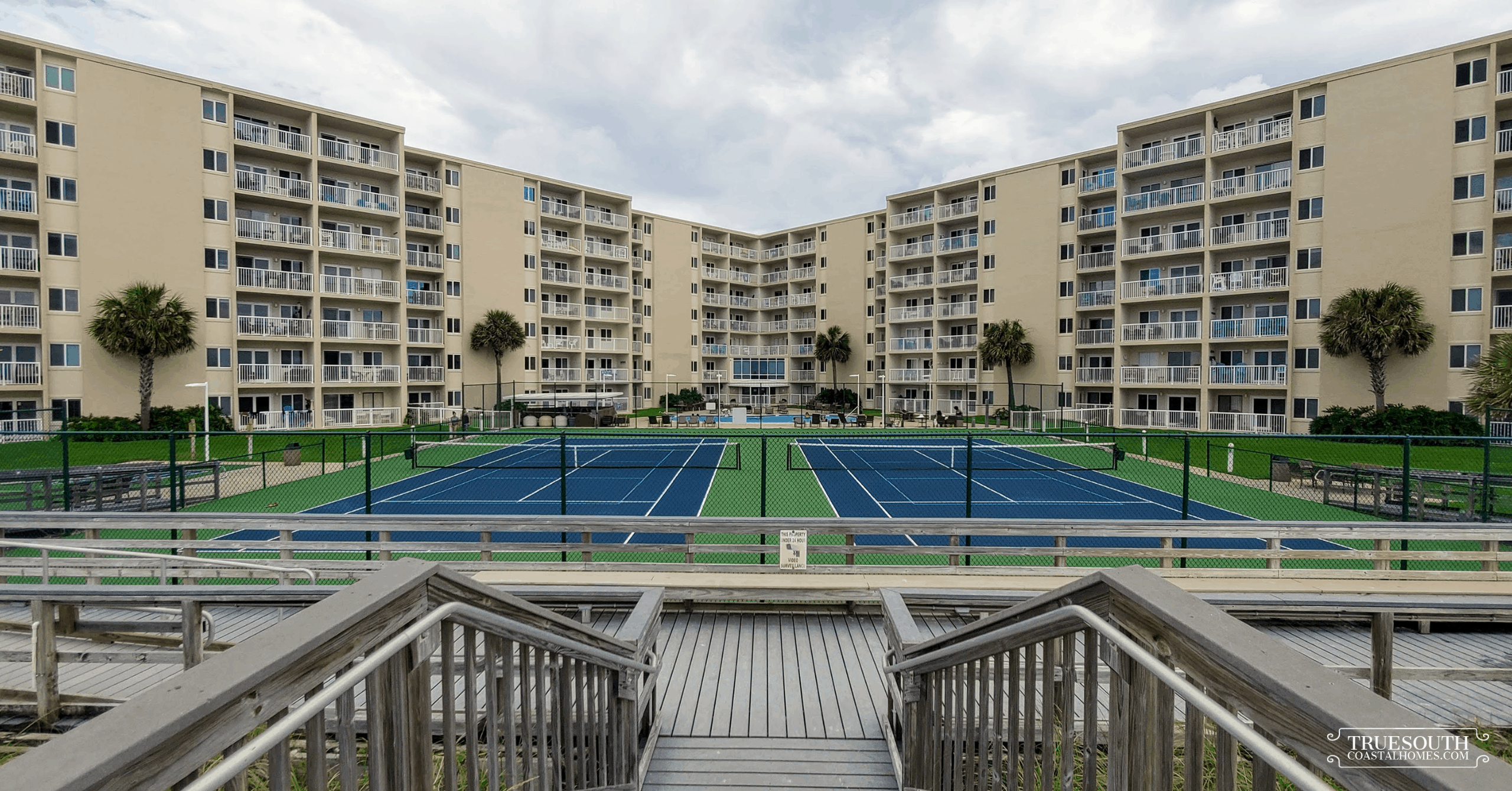 Holiday Surf & Racquet Club Condos for Sale on Holiday Isle, FL