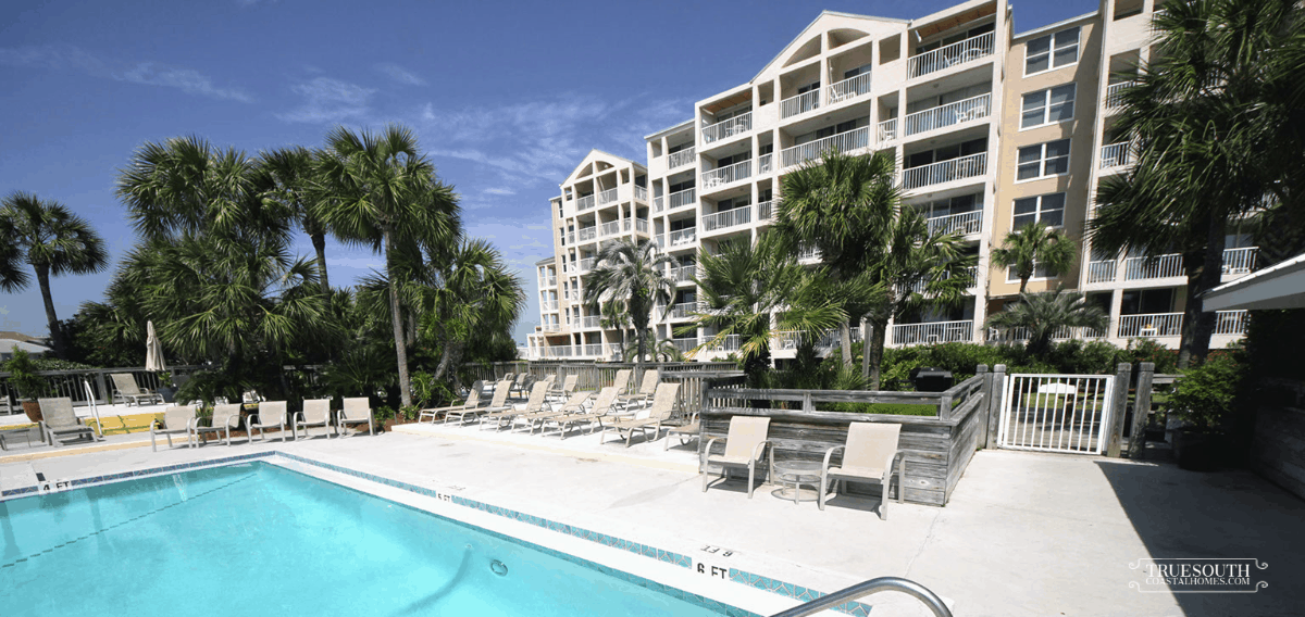 Magnolia House Pool