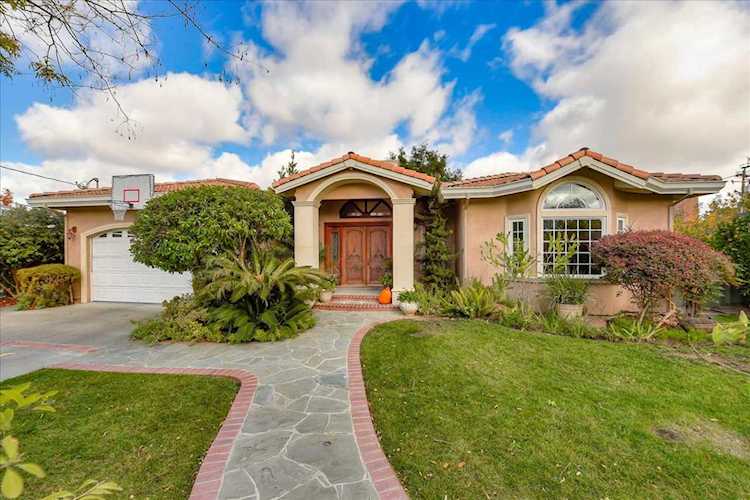 Saratoga Home Cupertino Condo for Sale