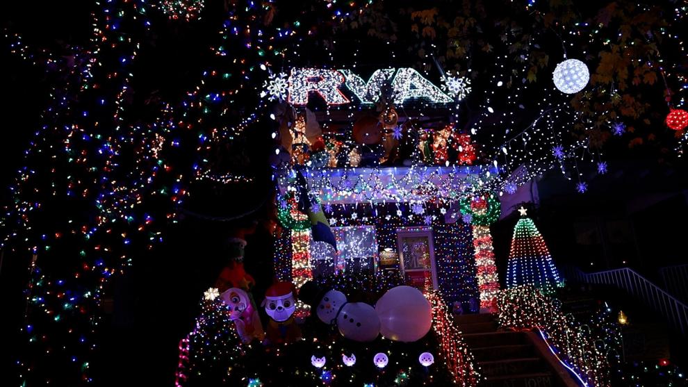 Top 10 Houses On The Tacky Light Tour 2023!