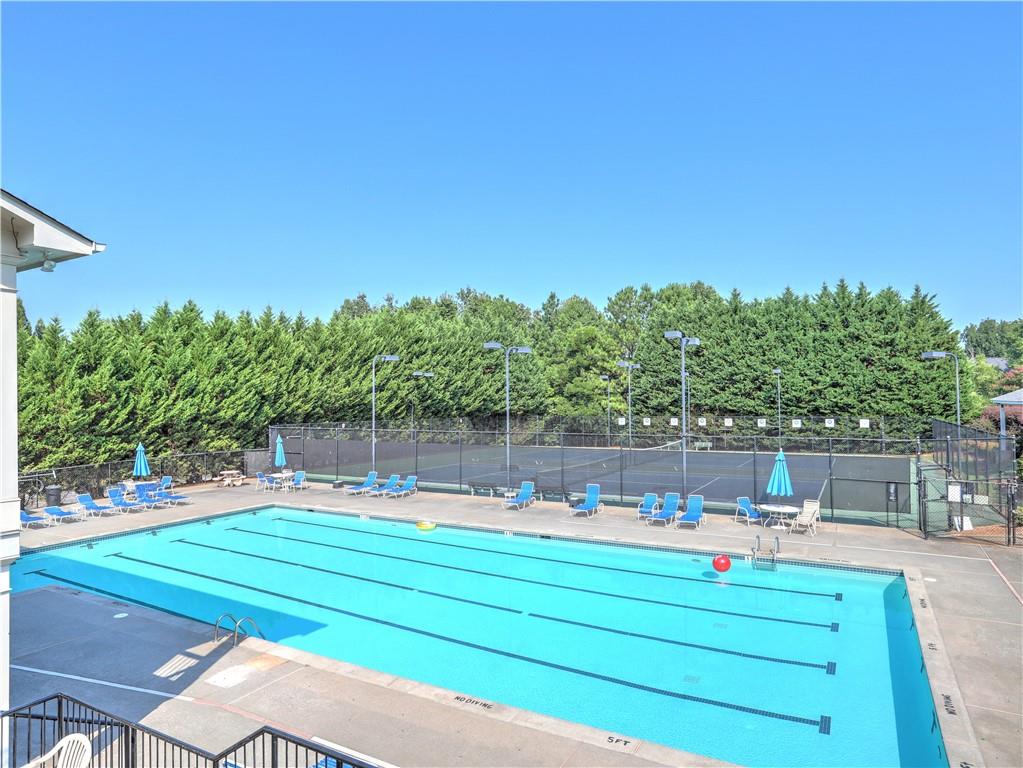 highland community pool