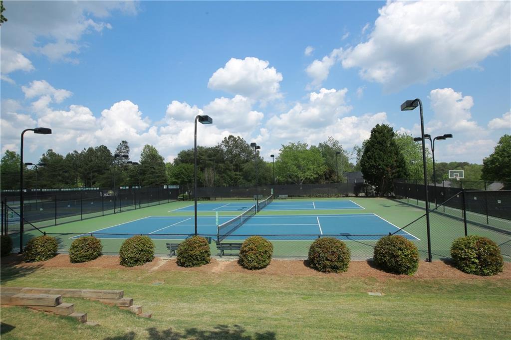 Huntington Homes for Sale in Johns Creek GA