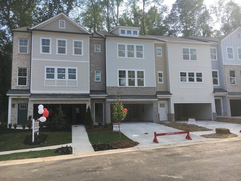 White Oak at East Lake Townhomes for Sale in Decatur, GA