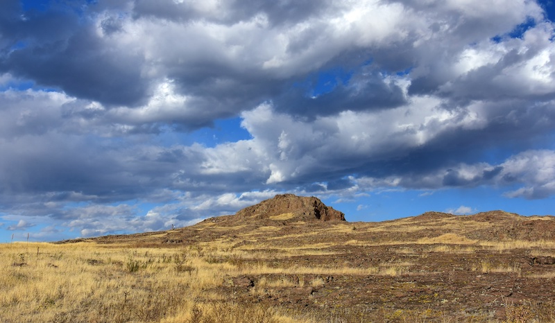 Visit North Table Mountain Park's Hiking Trails