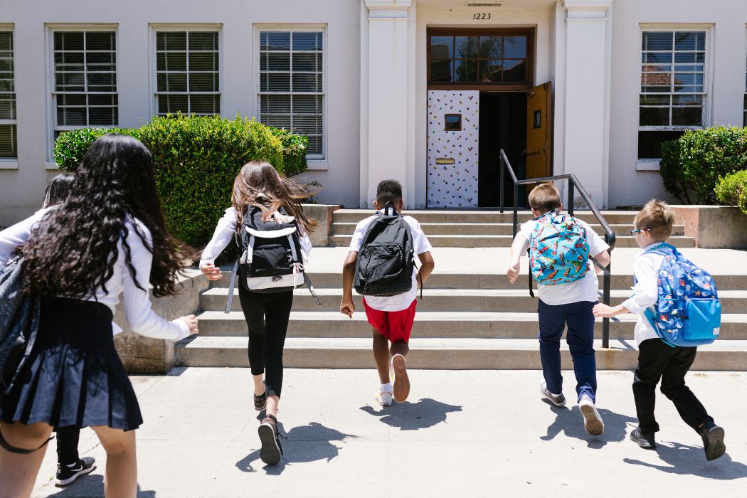 image of students going to school in Florida