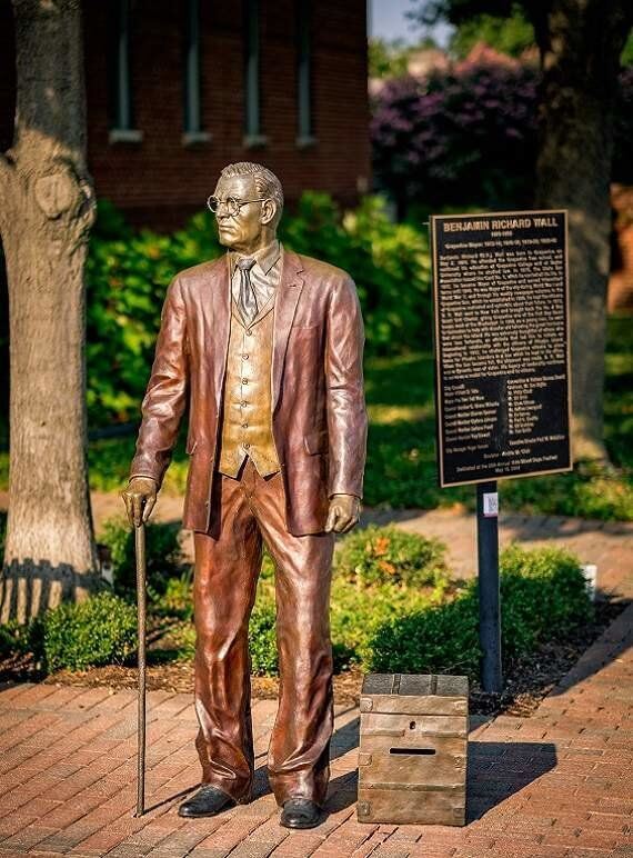 Lifesize statue of Grapevine's 4th Mayor, BR Wall