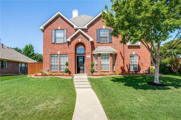 Five bedroom home for sale in North Richland Hills TX