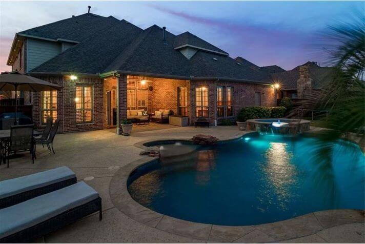 Inground Swimming Pool Home for Sale in Trophy Club TX