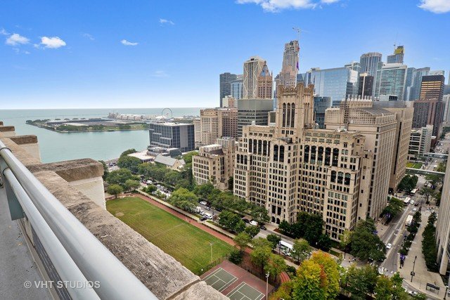 Pearson on the Park Condos