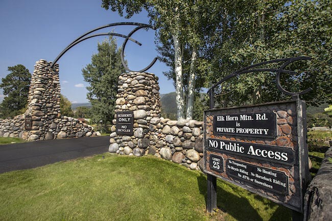 Elk Horn, Animas Valley, Entrance and Sign