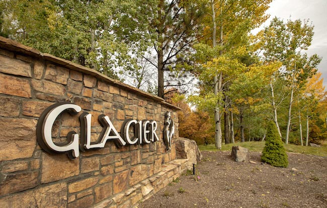 The Glacier Club, Durango, Neighborhood Welcome Sign