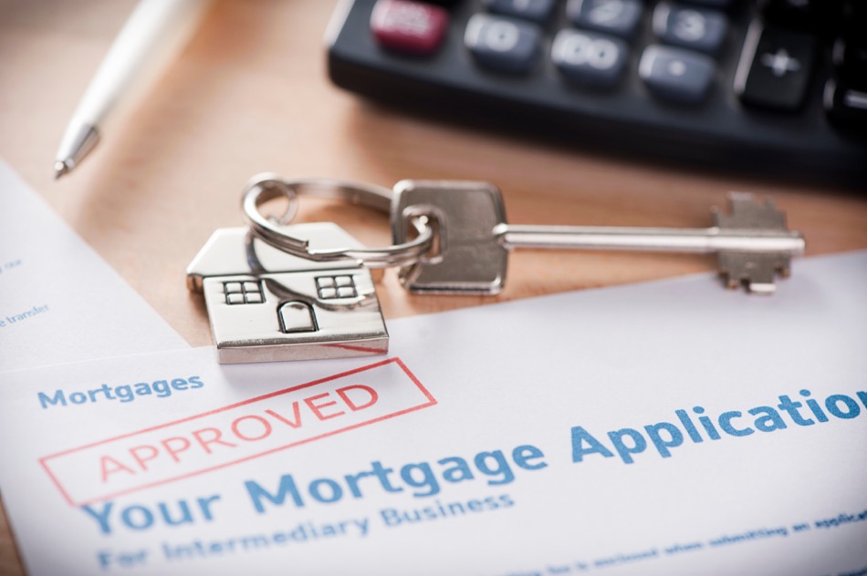 Getting a Mortgage: 4 Challenges & How to Overcome Them