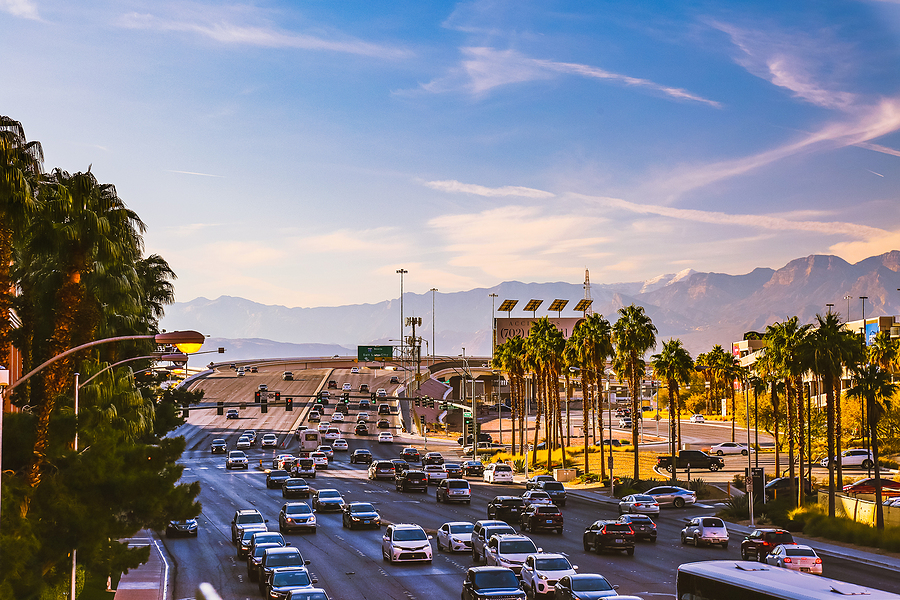 best time to drive from las vegas to la