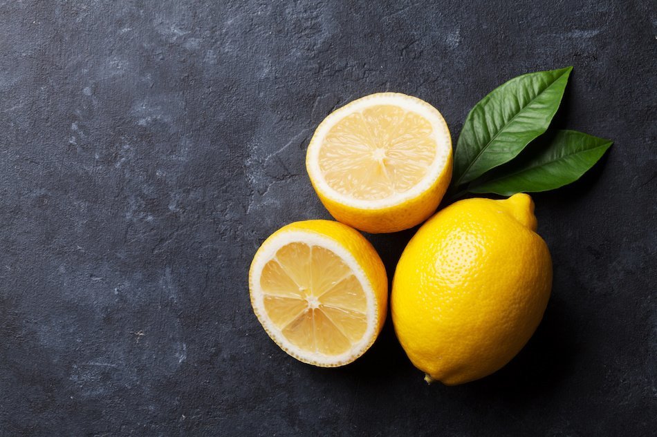 https://assets.site-static.com/userFiles/1681/image/lemon-juice-for-cleaning.jpg