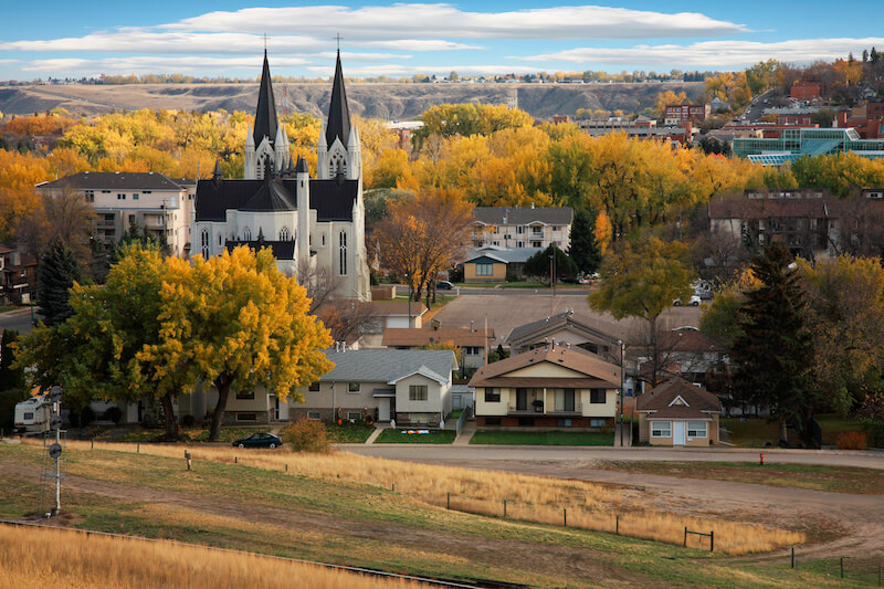 Reasons to Live in Medicine Hat, AB