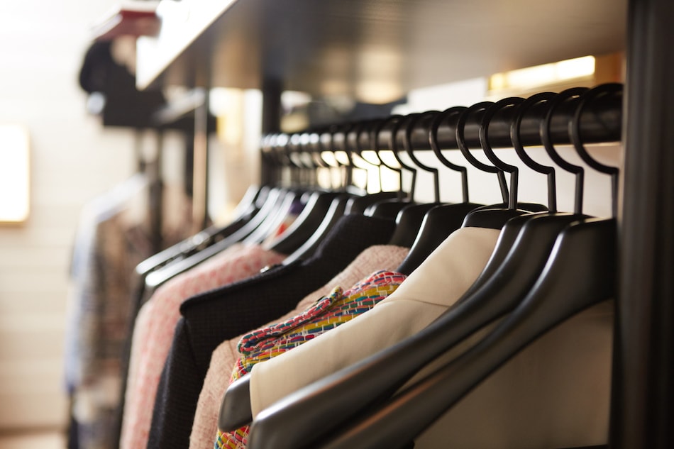 Organizing Closets Costs Little and Impresses Home Buyers