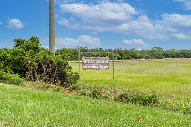 Fernandina Beach and Amelia Island Sign