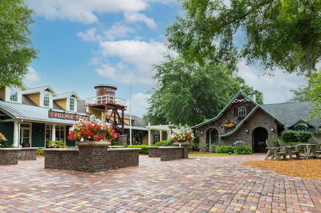 Eagle Landing Village Store in Oakleaf Plantation, Orange Park, Florida